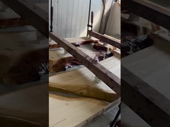 깊은 곳 에서 신비 한 깊숙이 붓고